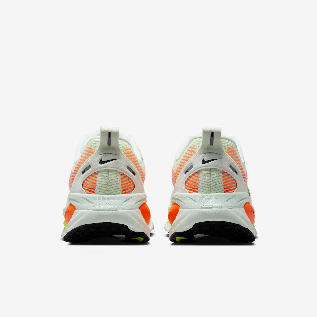 Nike Vomero 18
