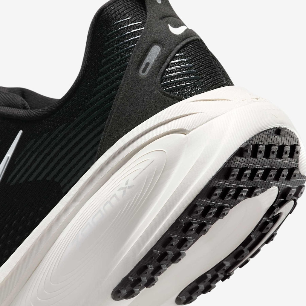 Nike Vomero 18
