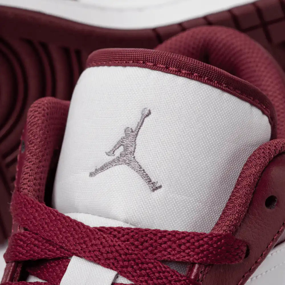 Air Jordan 1 Low Cherrywood Red