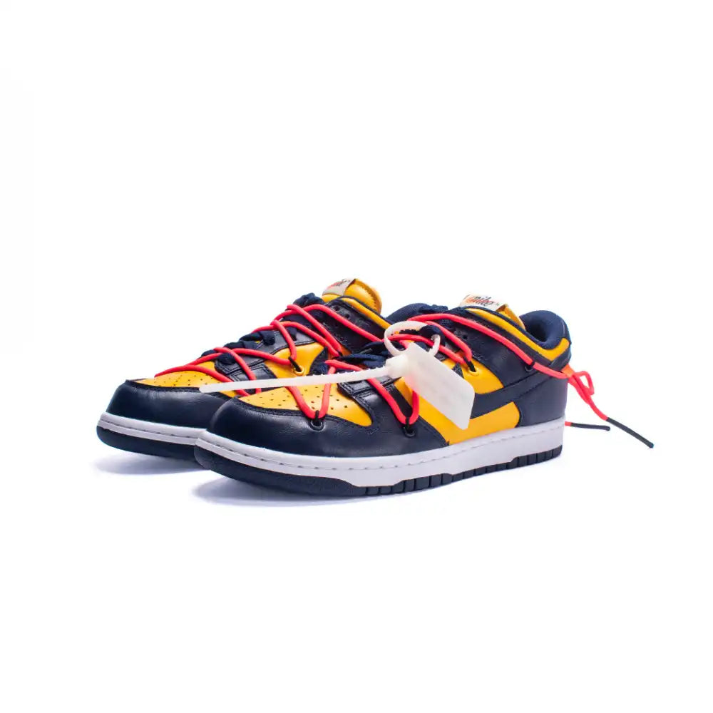 Off-White x Nike Dunk Michigan