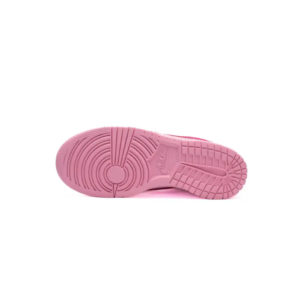 Nike Dunk Low GS Triple Pink (Barbie)