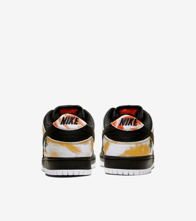 Nike Dunk Rosewell Rayguns