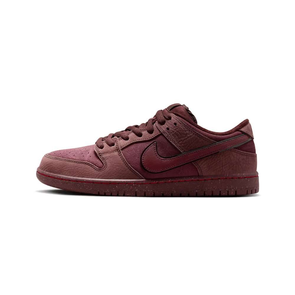 Nike SB Dunk Low City of Love