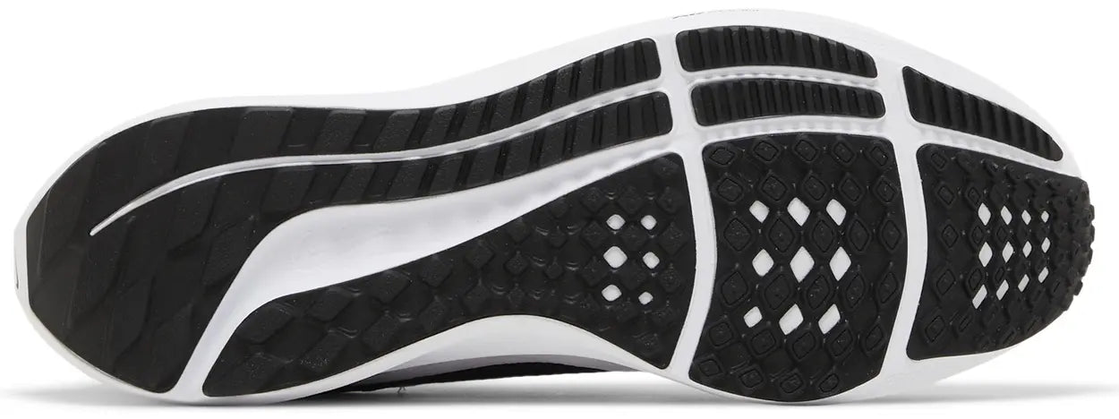 Air Zoom Pegasus 40 'Black White'