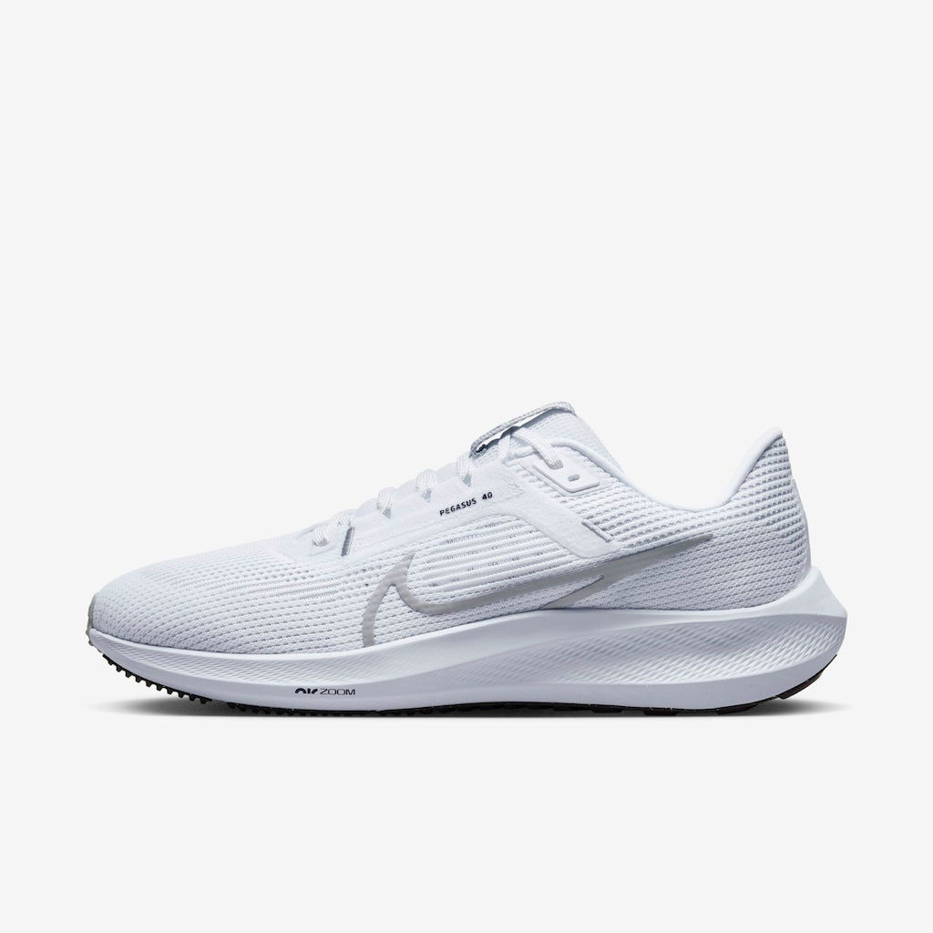 Nike Pegasus 40 white