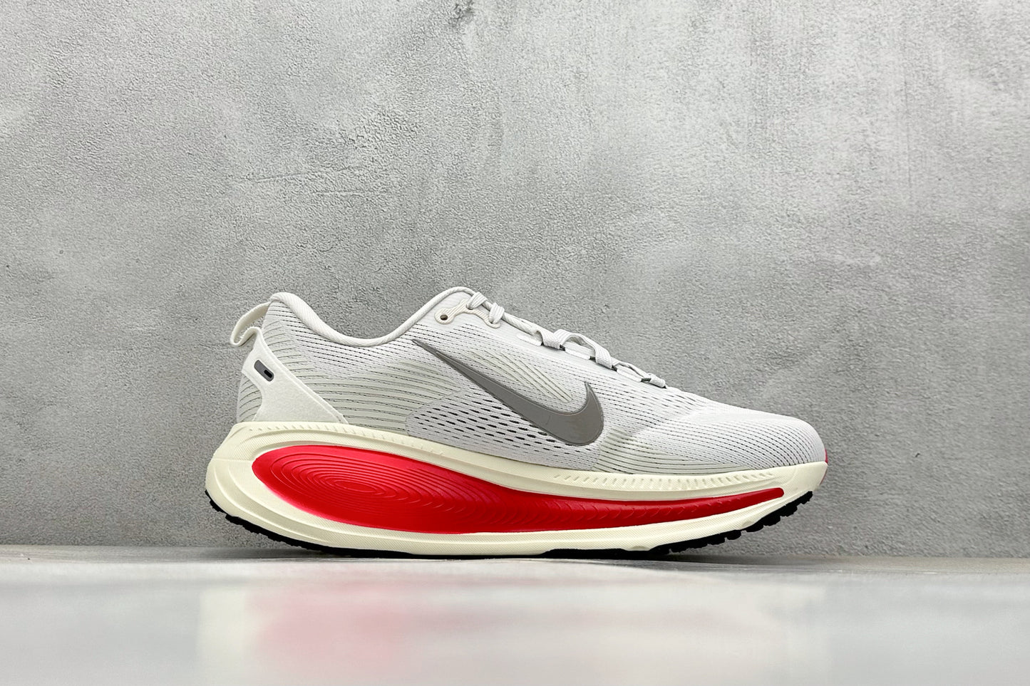 Nike Vomero 18