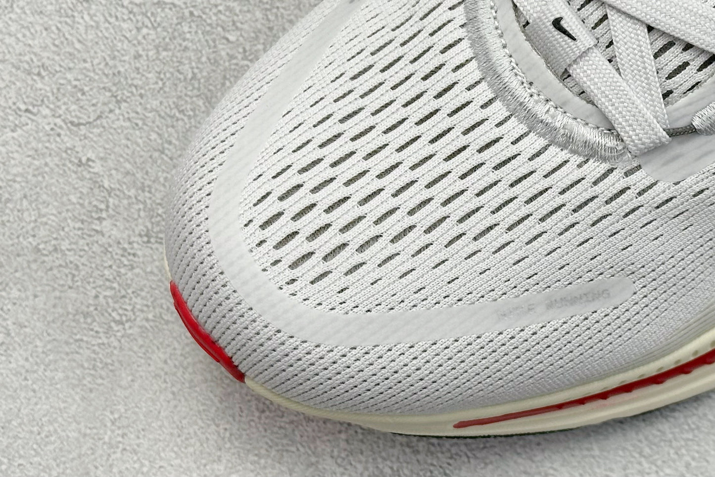 Nike Vomero 18