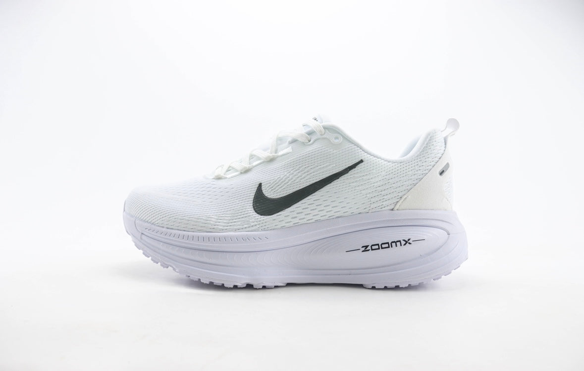 Nike Vomero 18