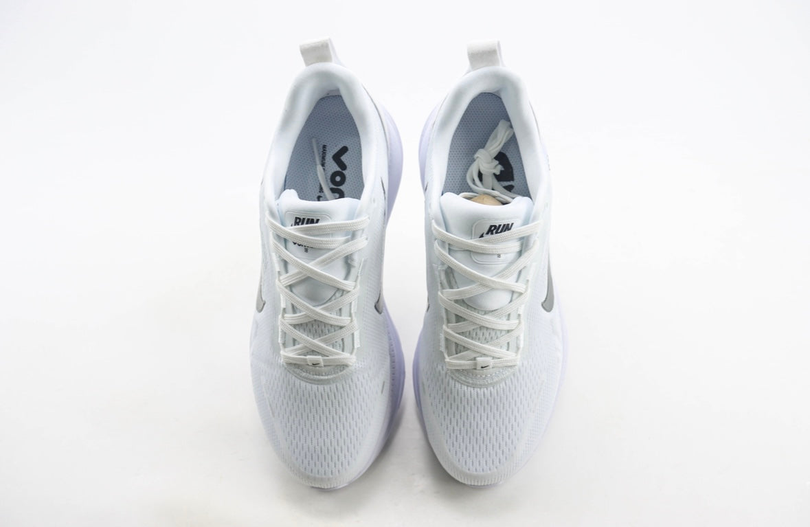 Nike Vomero 18