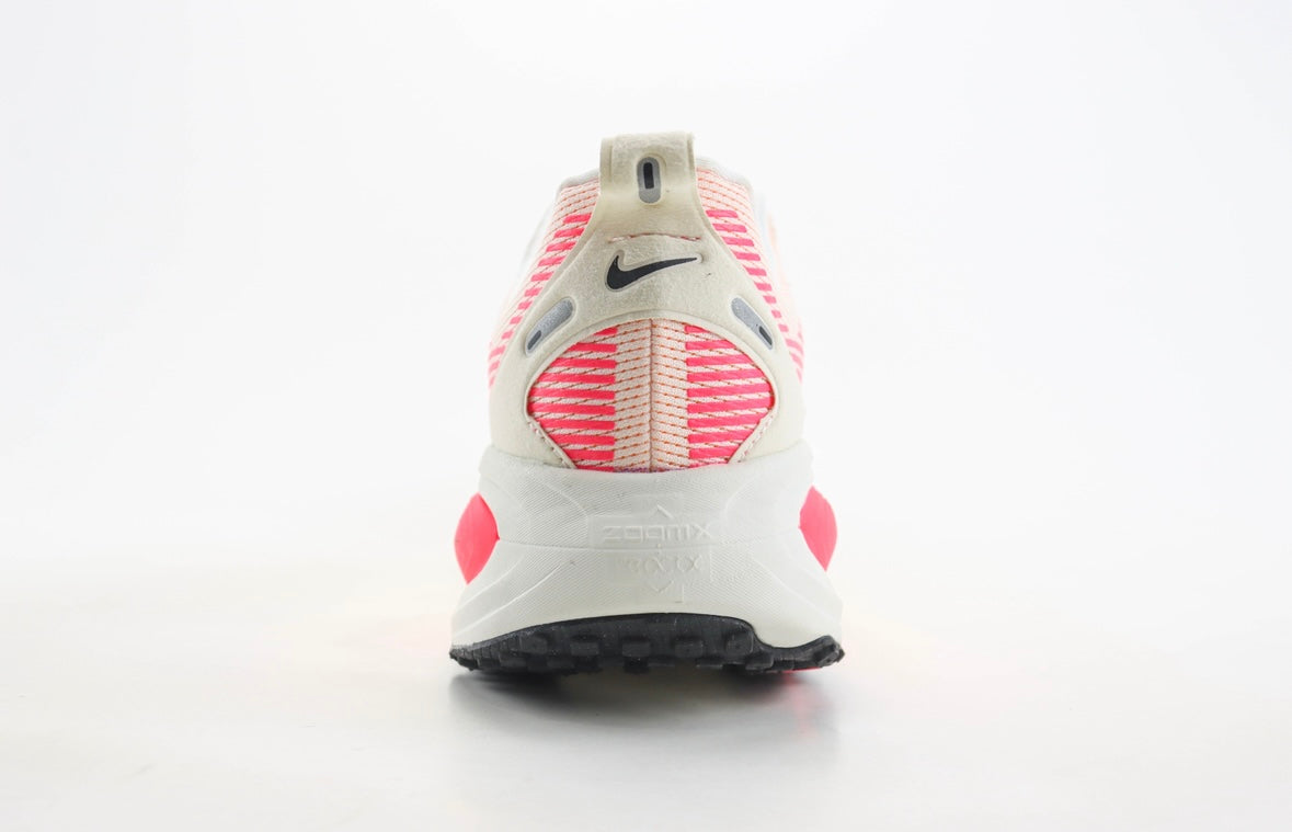 Nike Vomero 18
