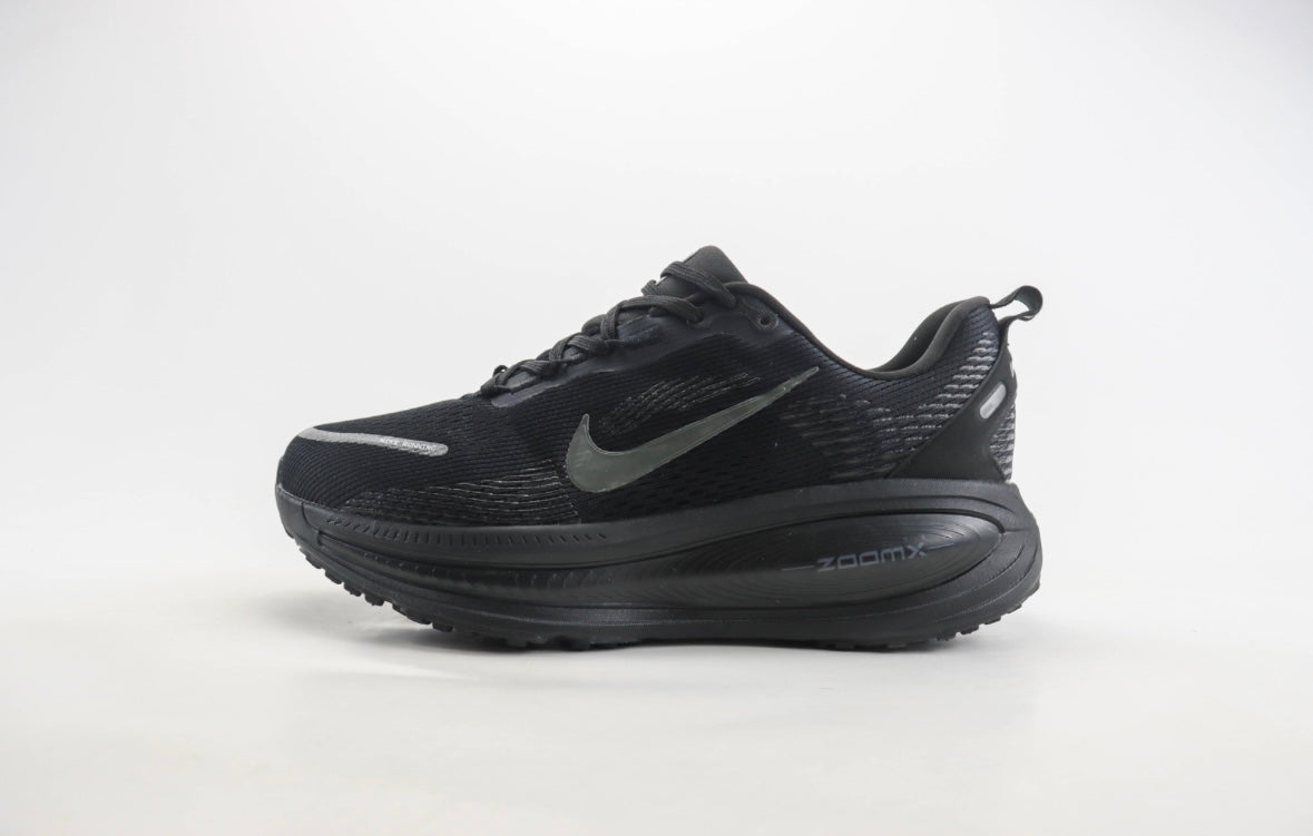 Nike Vomero 18