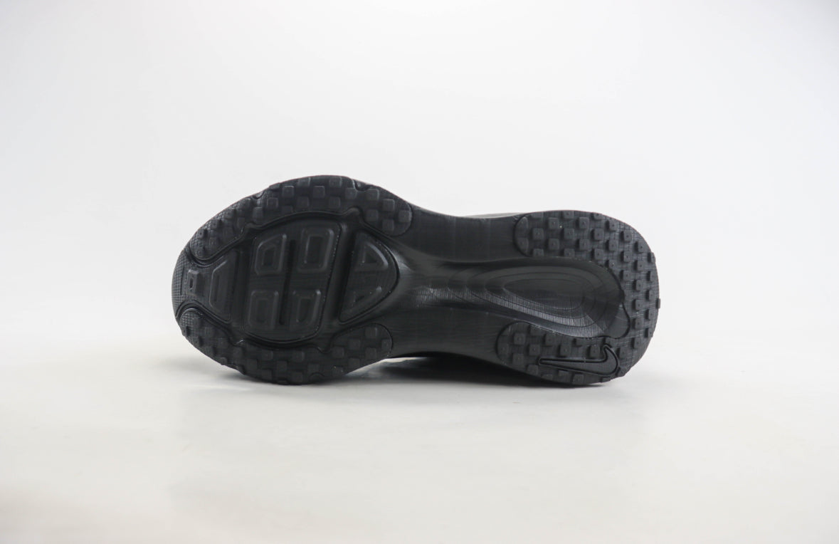 Nike Vomero 18