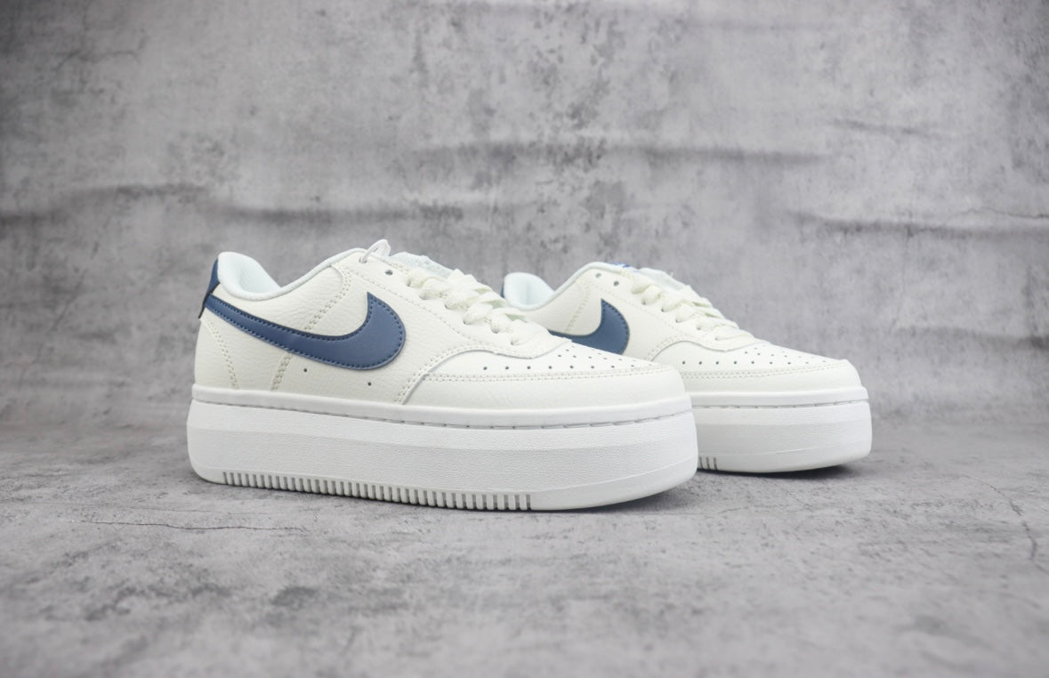 Nike Court Vision Alta