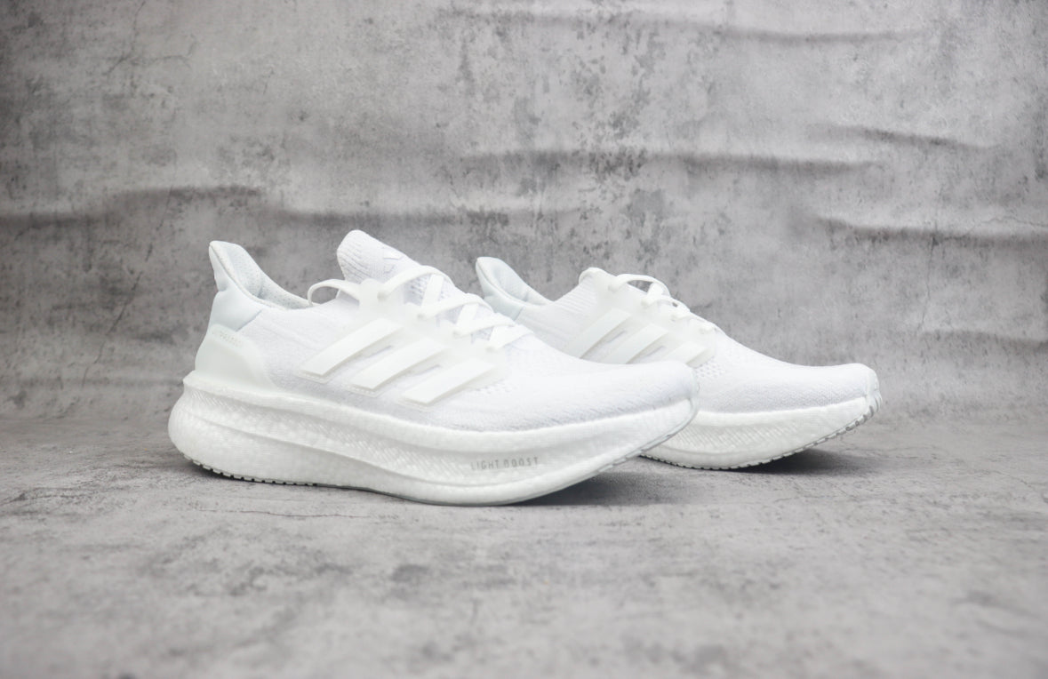 Adidas Ultraboost Light White