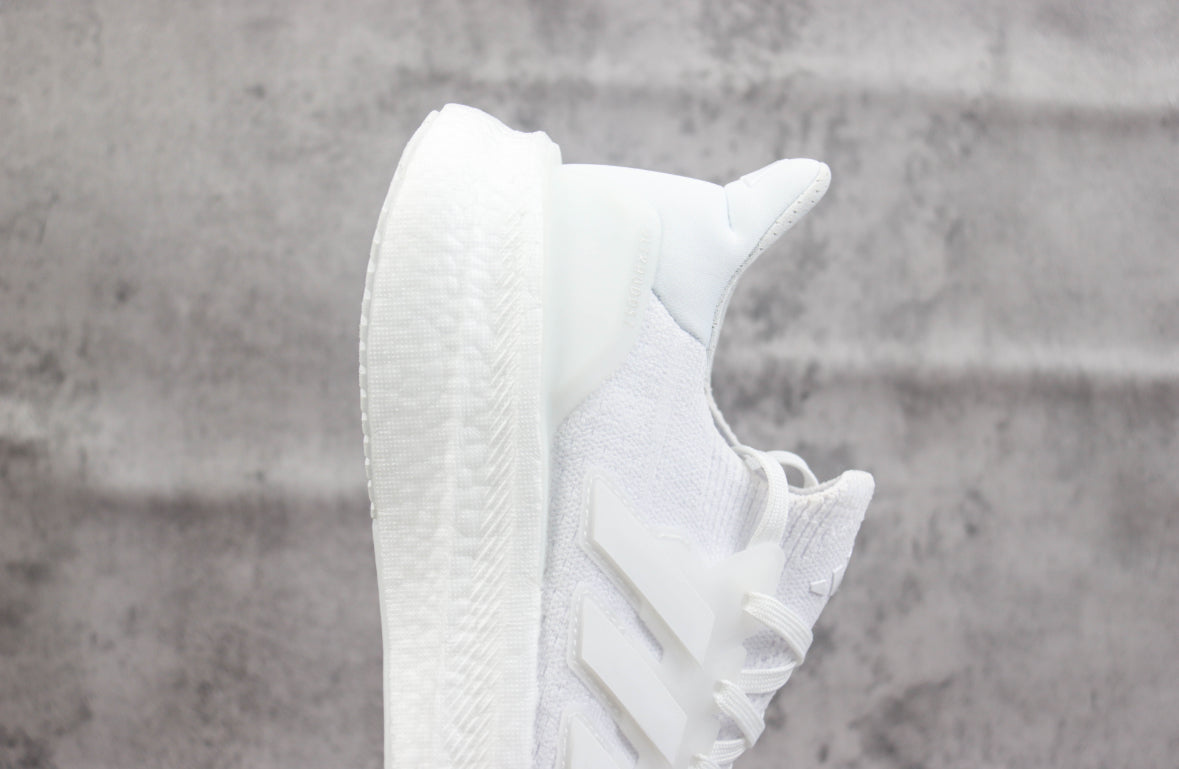 Adidas Ultraboost Light White