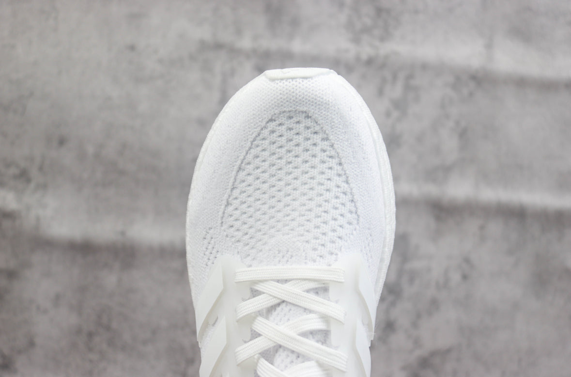 Adidas Ultraboost Light White