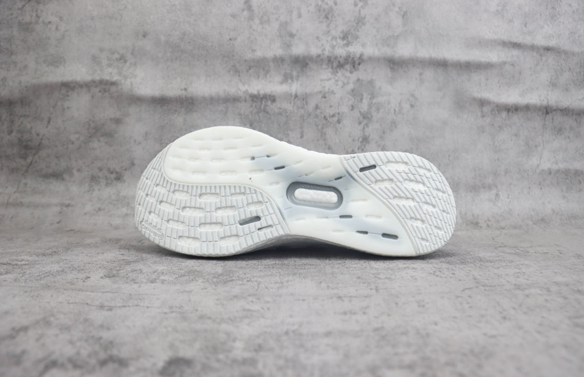 Adidas Ultraboost Light White