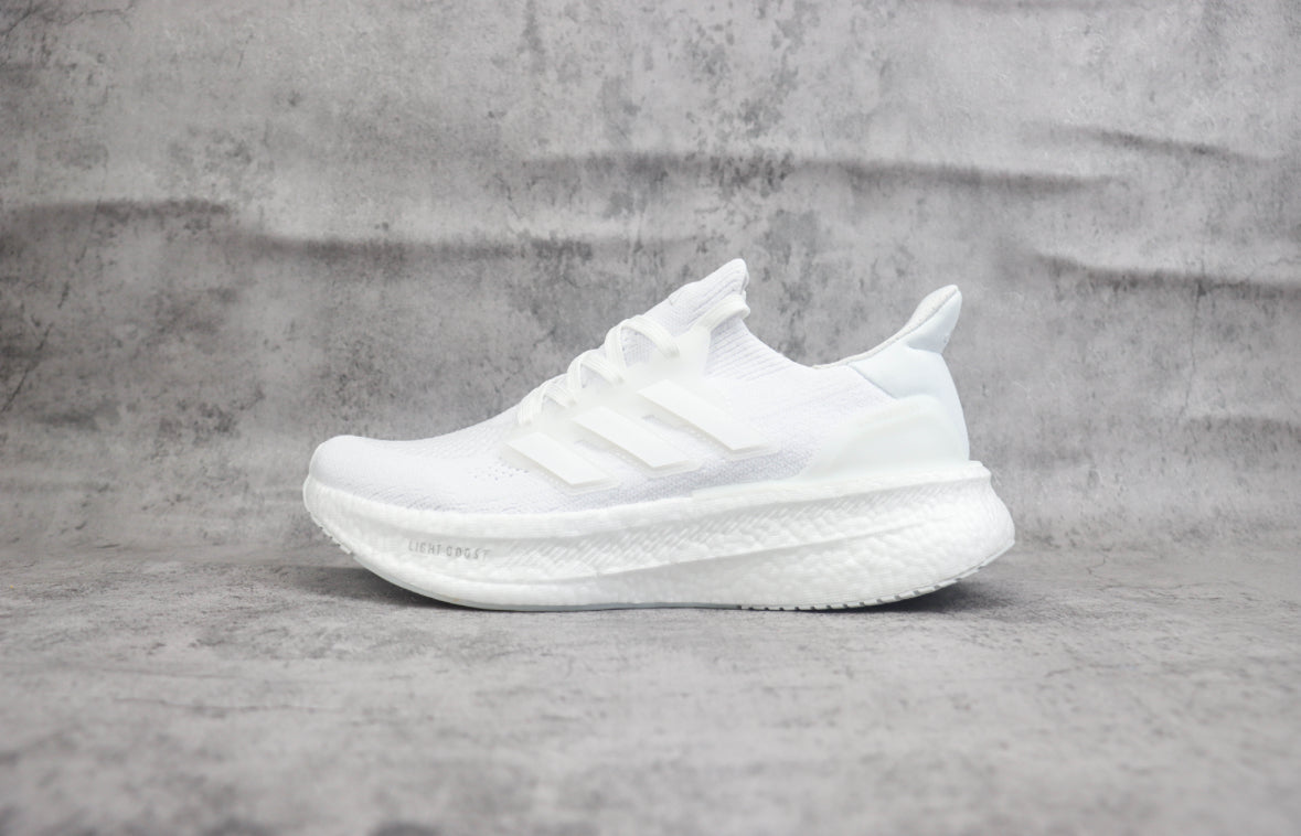 Adidas Ultraboost Light White