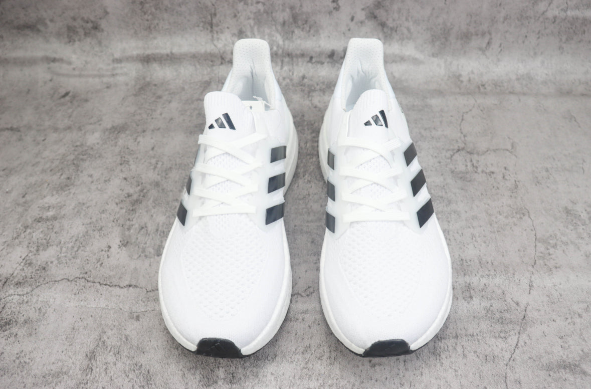 Adidas Ultraboost Light White/silver