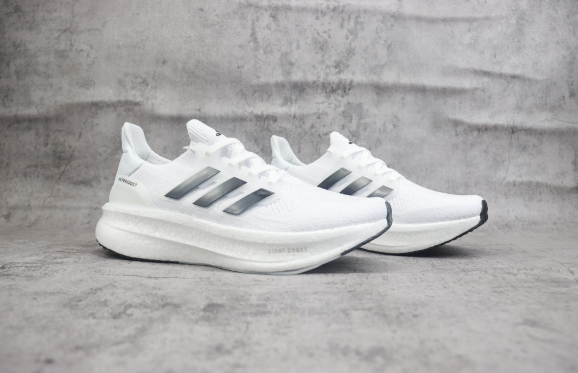 Adidas Ultraboost Light White/silver