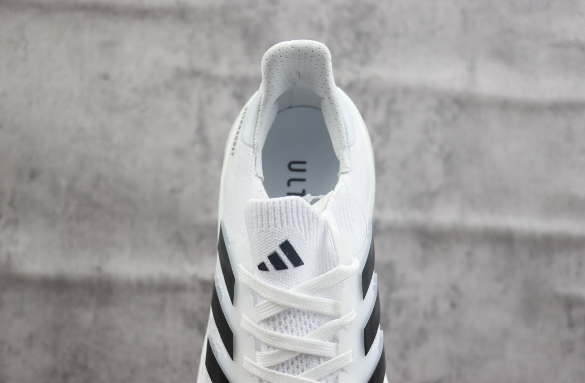 Adidas Ultraboost Light White/silver