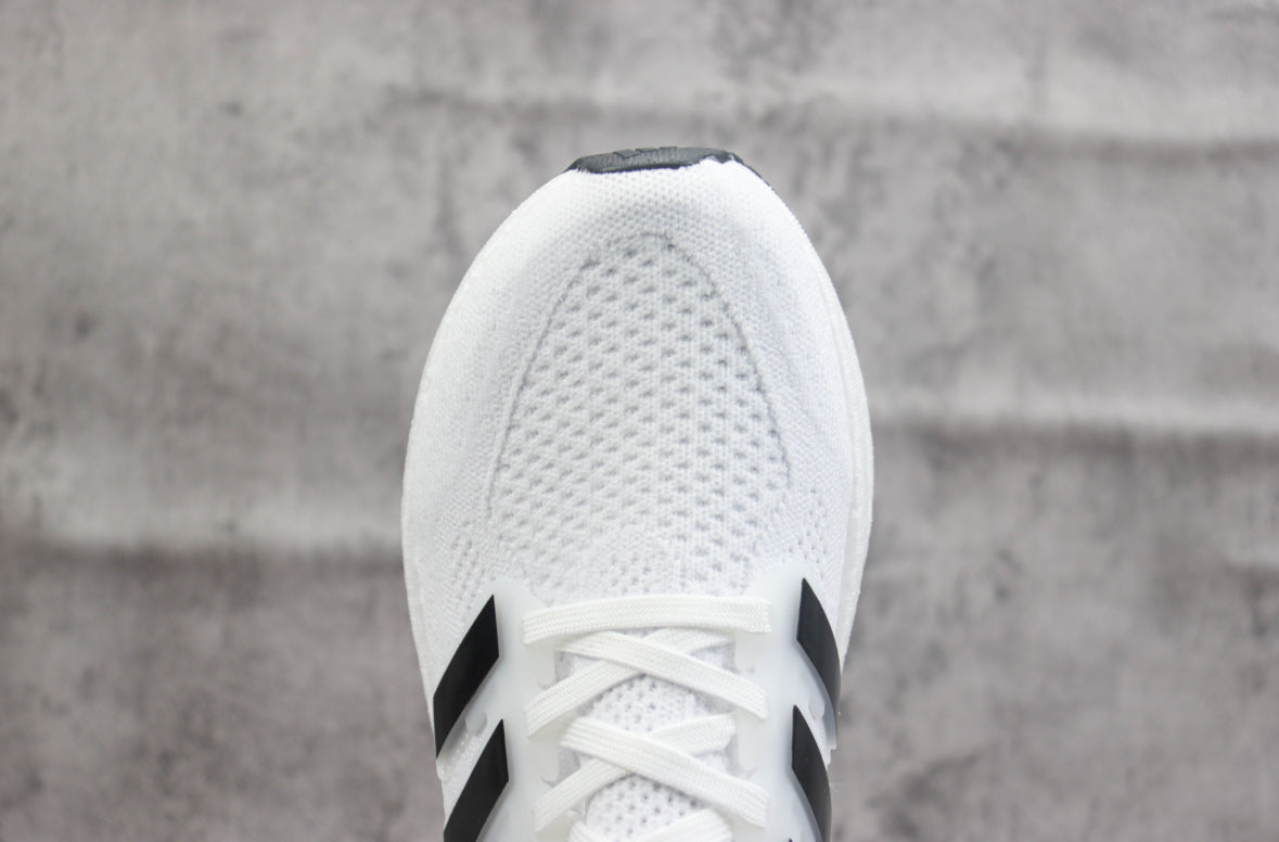Adidas Ultraboost Light White/silver