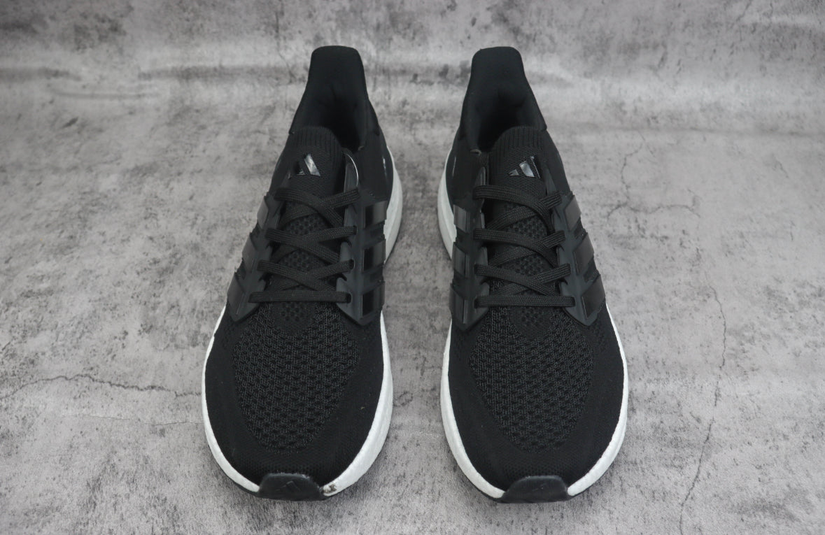 Adidas Ultraboost Light Black/White