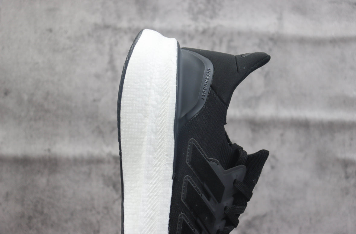 Adidas Ultraboost Light Yellow/Pink