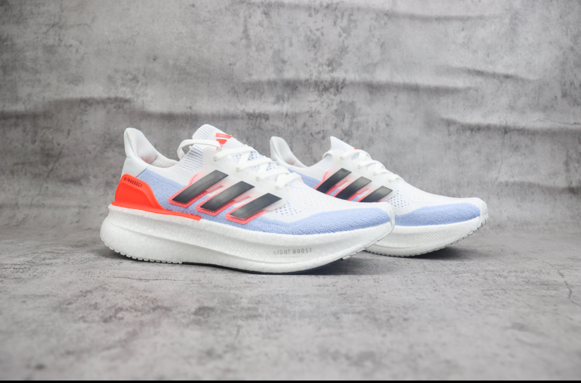 Adidas Ultraboost Light