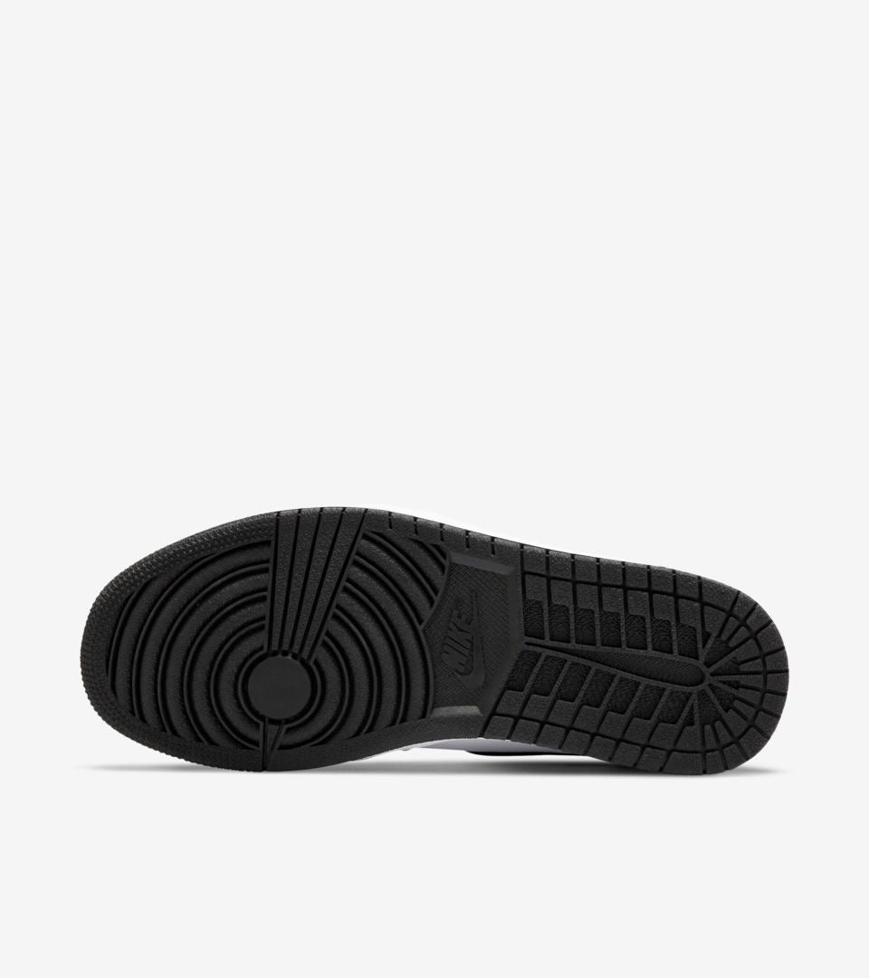 Air Jordan 1 High Smoke Grey