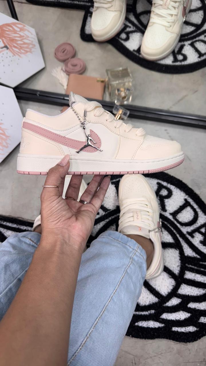 Jordan Low flamingo