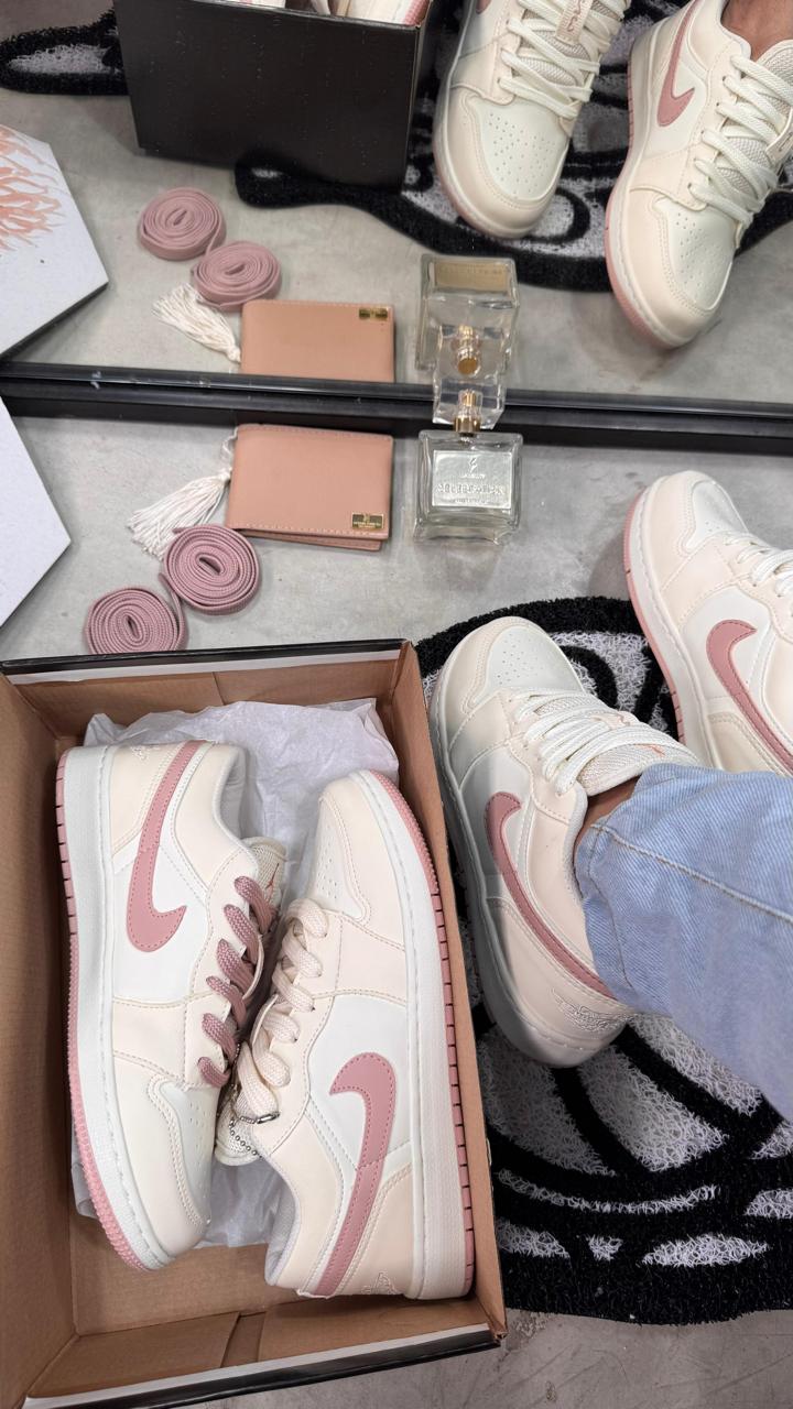 Jordan Low flamingo