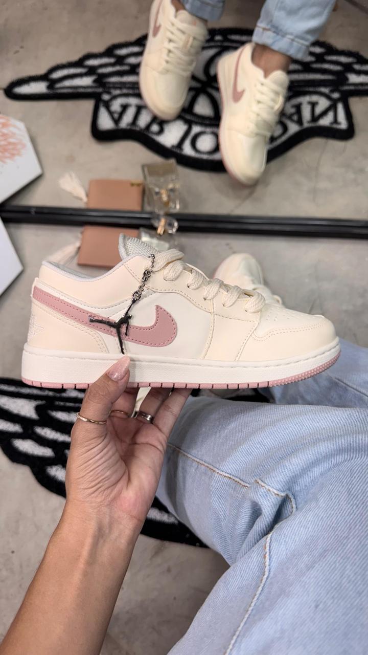 Jordan Low flamingo
