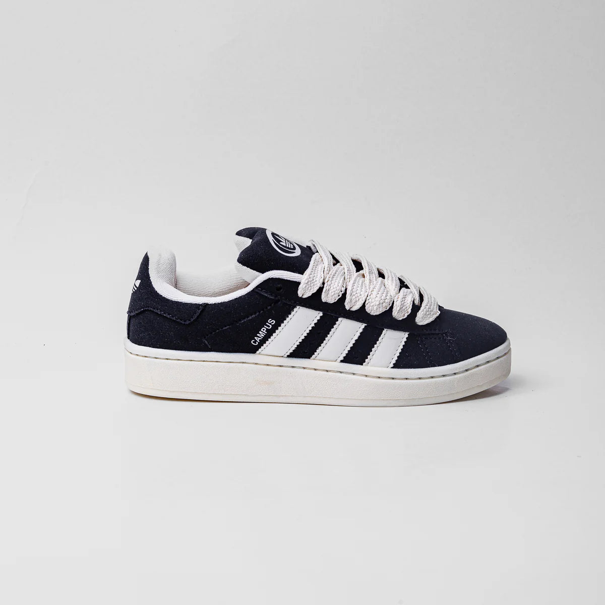Adidas Campus preto/creme