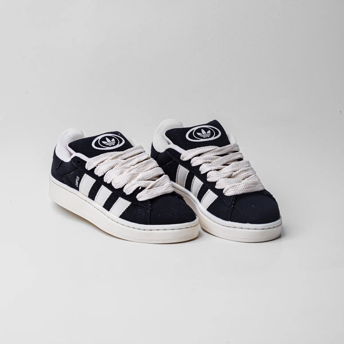 Adidas Campus preto/creme