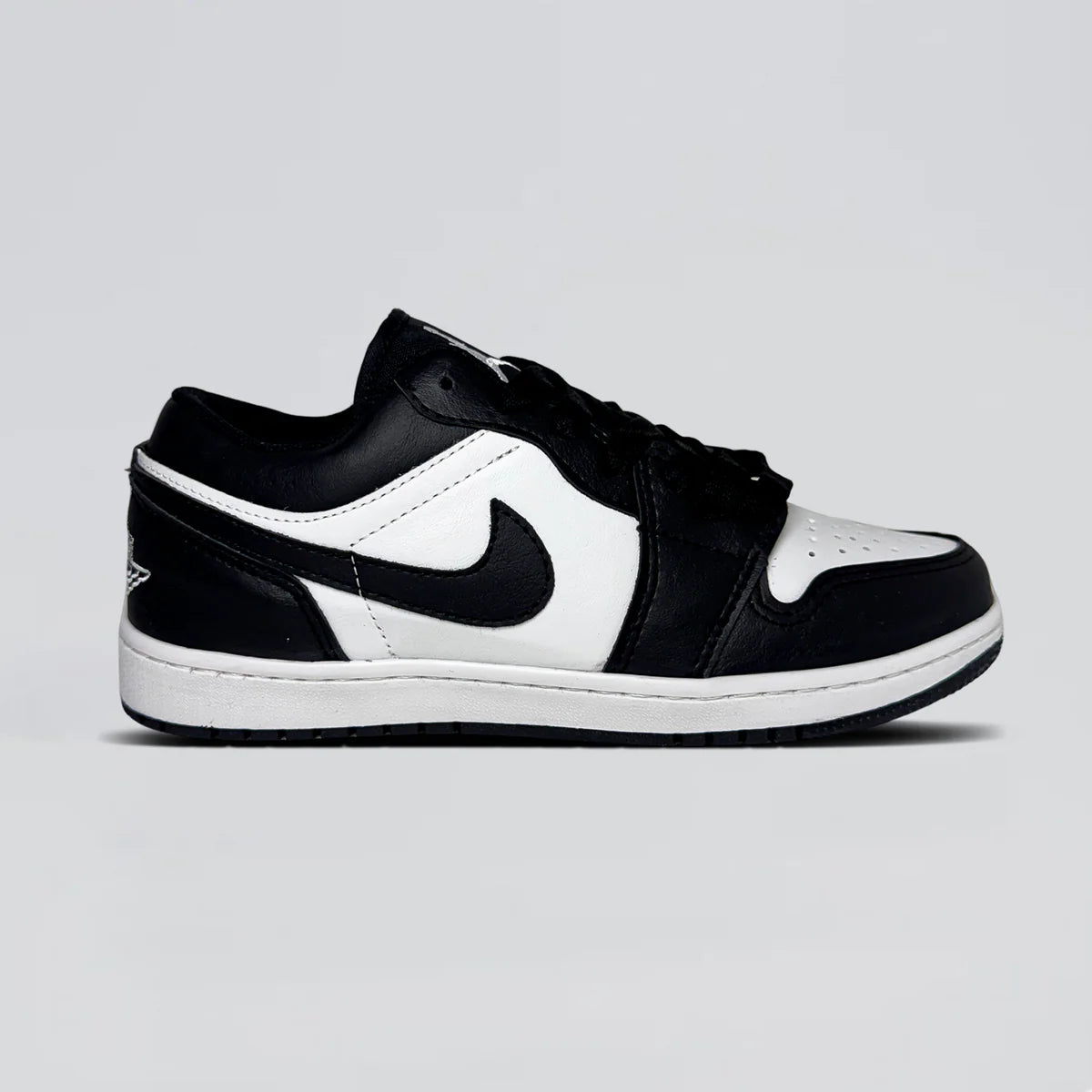 Nike Jordan Preto e branco