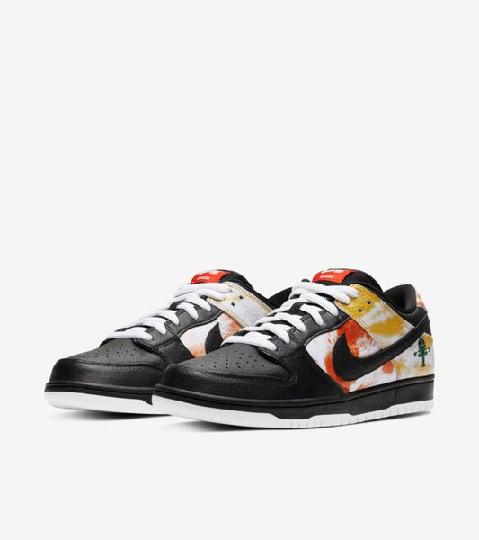 Nike Dunk Rosewell Rayguns