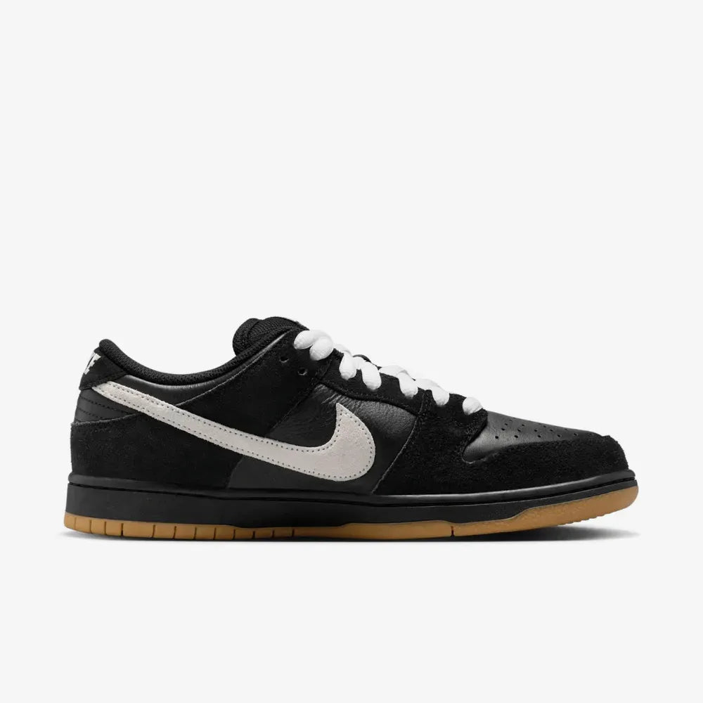 Nike SB Dunk Low Pro Black White
