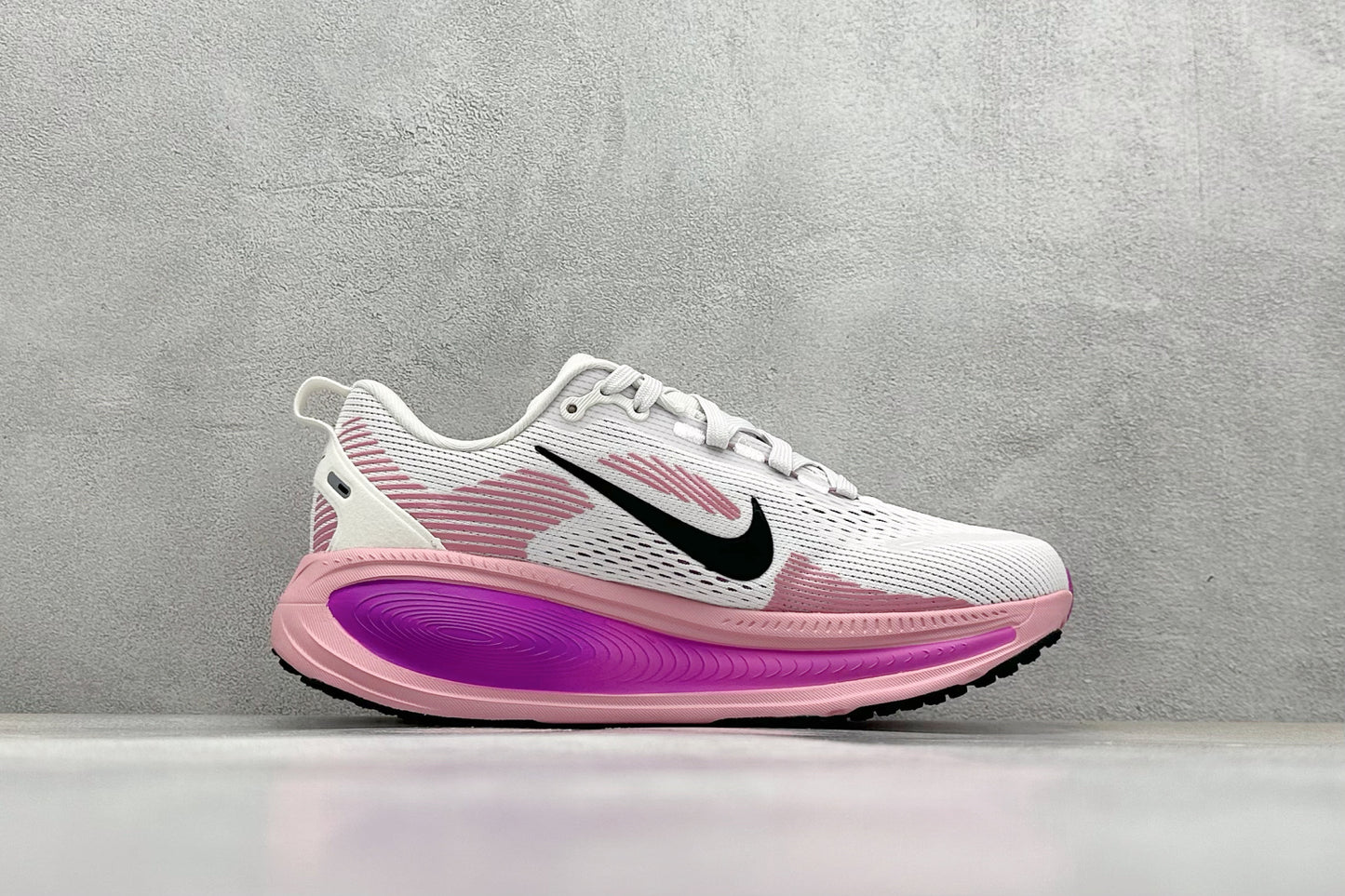Nike Vomero 18