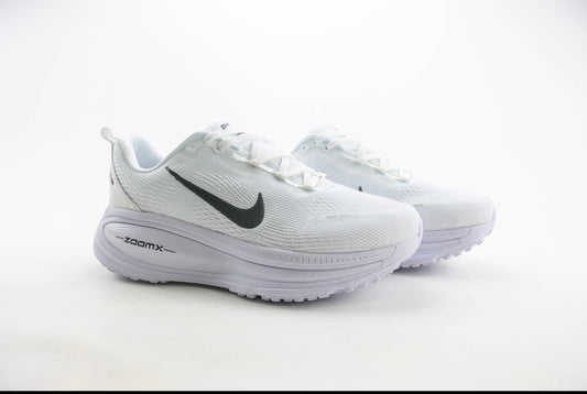 Nike Vomero 18