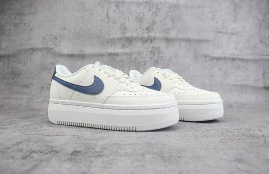 Nike Court Vision Alta