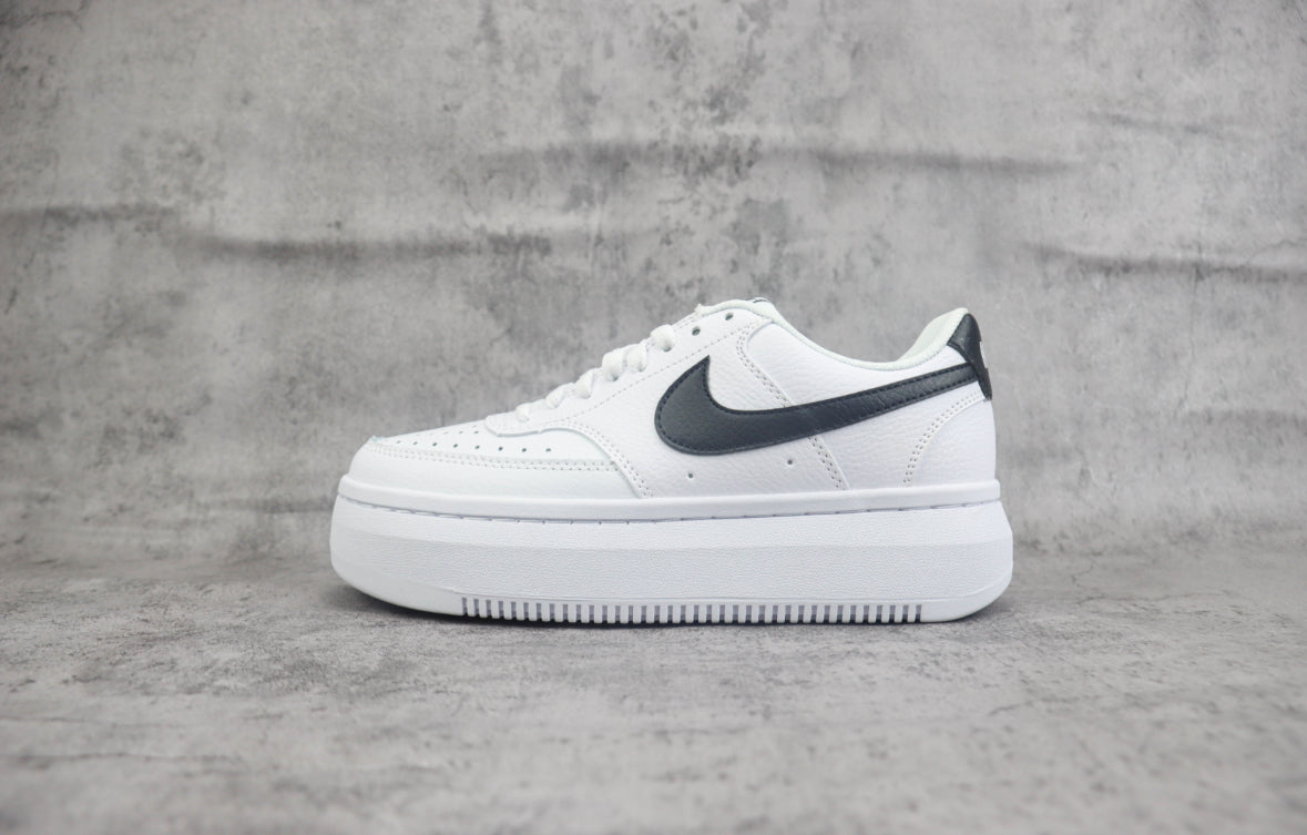 Nike Court Vision Alta