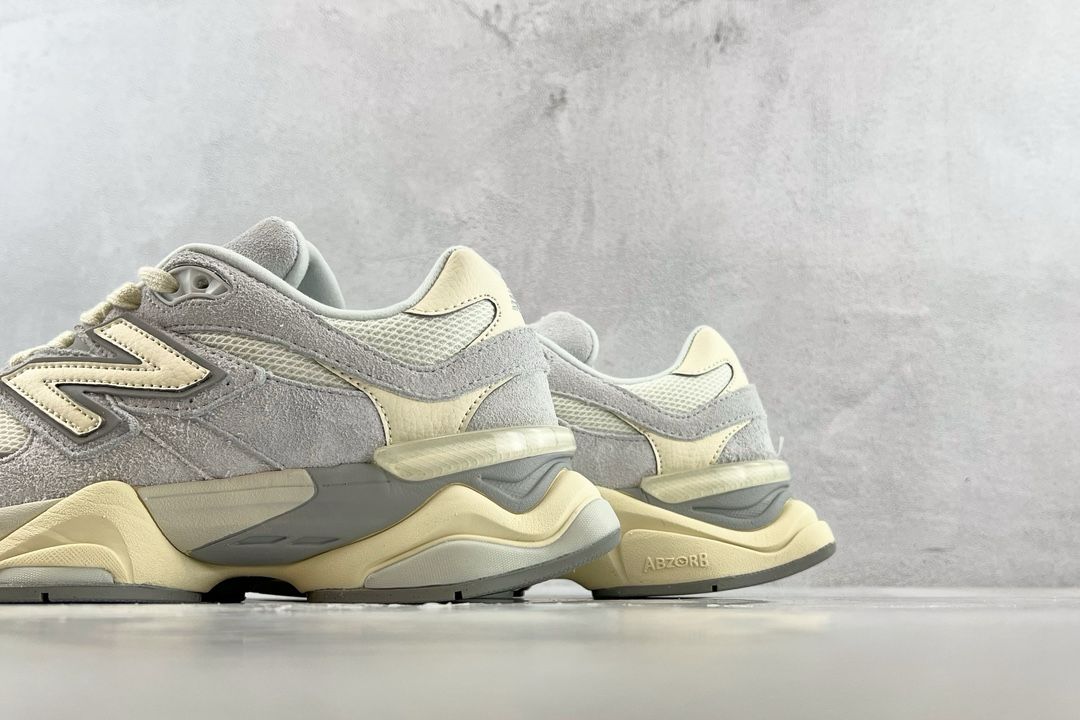 New Balance 9060 Quartz Grey
